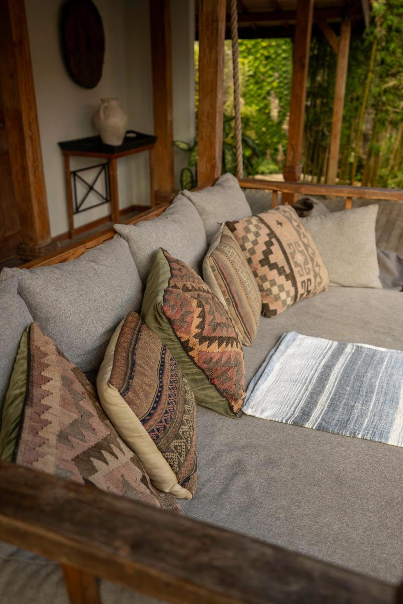 The Padang Villa Jungle Escape 5 Mins Drive From Uluwatu'S Beaches Uluwatu (Bali) Exterior photo